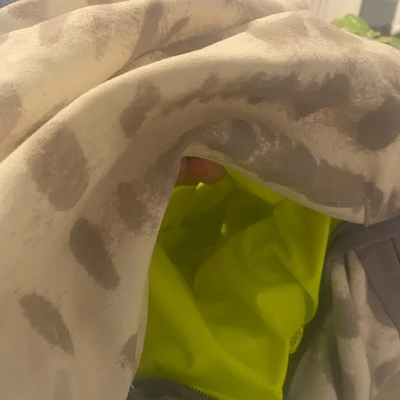 Lululemon White and Gray Large Bag - Picture 8 of 13